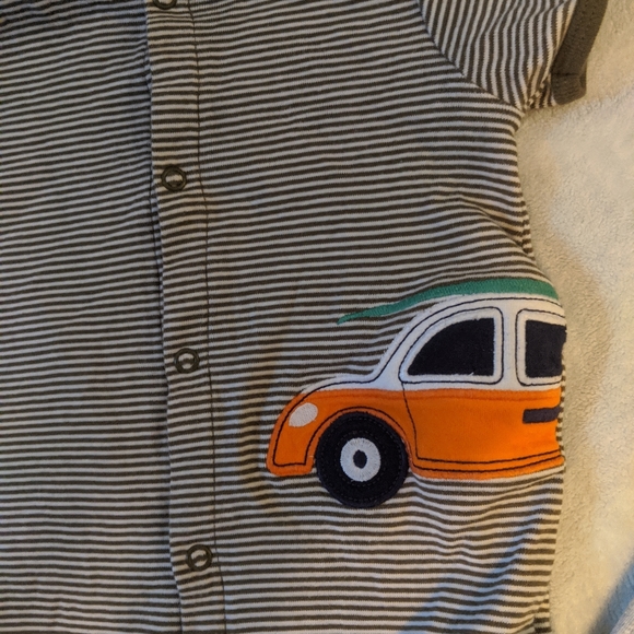 8 Adorable Rompers - Picture 2 of 7